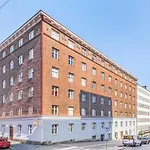 Wehost Modern And Well-Equipped Studio With A View @Viides Linja 3